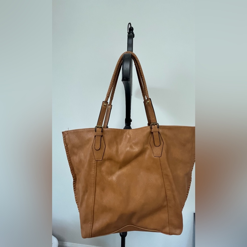 DV by Dolce Vita tan tote bag faux leather and suade